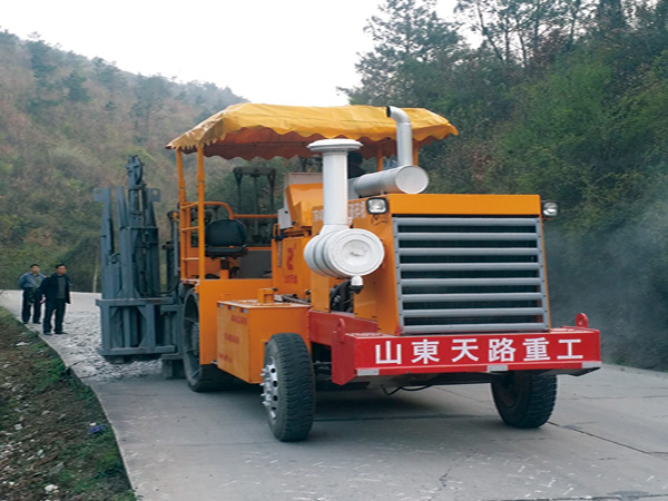 多錘頭破碎機(jī) 多錘頭破碎機(jī)