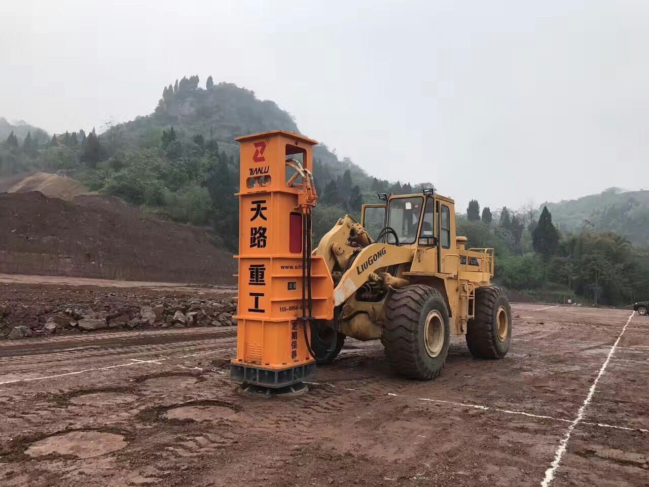 高速液壓夯實機 高速液壓夯實機